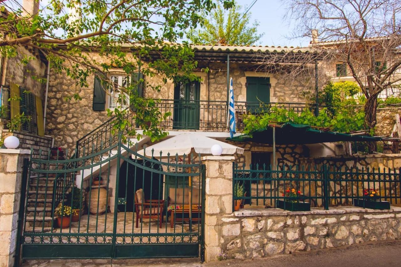 Traditional Guesthouses Xenofon Drymon Esterno foto
